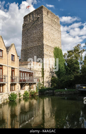 Oxford, UK. La cité médiévale de St George's Tower (1074), partie d'Oxford Castle Banque D'Images