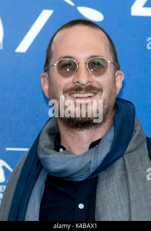 Venise, Italie. 05 Sep, 2017. Darren Aronofsky directeur assiste à la photocall du film "Mère !' pendant le 74e Festival du Film de Venise au Palazzo del Casino de Venise, Italie, le 05 septembre 2017. - Pas de service de fil - Photo : Hubert Boesl/dpa/Alamy Live News Banque D'Images