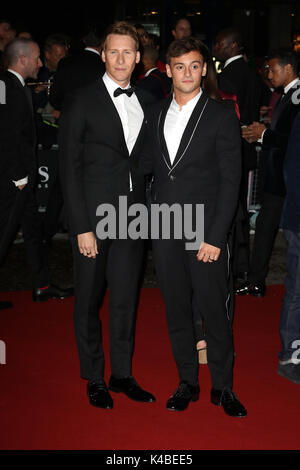 Londres, Royaume-Uni. 05 Sep, 2017. Tom Daley, Dustin Lance Black, GQ Men of the Year Awards 2017, Tate Modern, Londres, Royaume-Uni 05 septembre 2017, photo de Richard Goldschmidt : Riche de crédit Gold/Alamy Live News Banque D'Images