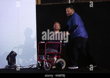 Shenyang, Shenyang, Chine. 12Th Mar, 2017. Shenyang, Chine 5e Septembre 2017 : (usage éditorial uniquement. Chine OUT) .Nick Vujicic donne un discours à l'université de Shenyang à Shenyang, Liaoning Province du nord-est de la Chine, Septembre 5th, 2017. Nicholas James Vujicic est un motivateur né avec tetra-amelia syndrome, une maladie rare caractérisée par l'absence de bras et de jambes. Crédit : SIPA Asie/ZUMA/Alamy Fil Live News Banque D'Images