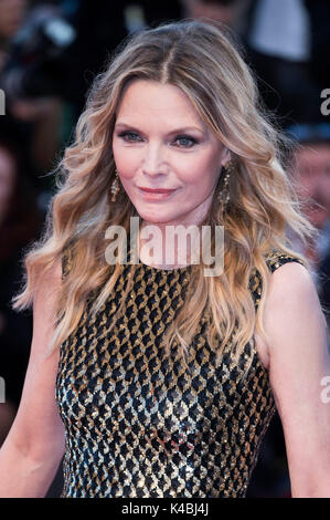 Venise, Italie. 05 sep, 2017. Michelle Pfeiffer participant à la "mère !' en première mondiale au 74e festival international du film de Venise au Palazzo del cinema sur septembre 05, 2017 à Venise, Italie : crédit-geisler fotopress/Alamy live news Banque D'Images