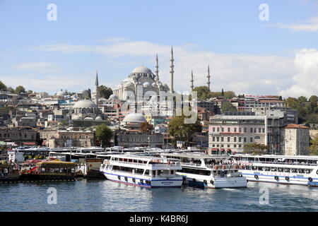 Port de Ferry Eminönü, Istanbul Turquie Banque D'Images