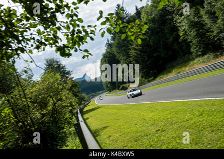 Porsche Classic 911 sur la voie - Classic Car Racing Banque D'Images