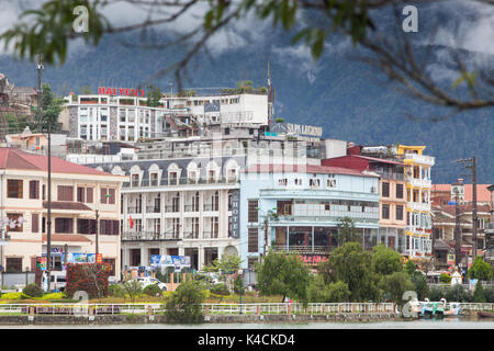 SA PA, VIETNAM - AOÛT 2017 : ville de Sapa, les hautes montagnes, province de Lao Cai, Vietnam Banque D'Images