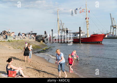 Elbe plage à Oevelgoenne, Hambourg Banque D'Images