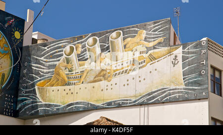 "Hay mil vientos posibles. Hay mil rumbos a elegir" peinture murale d'œuvres d'art de Javier de Juan à Los Llanos de Aridane (la Palma, îles Canaries, Espagne) Banque D'Images