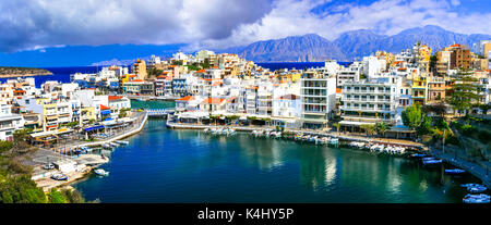 Belle ville d'Agios Nikolaos, Crète, Grèce. Banque D'Images