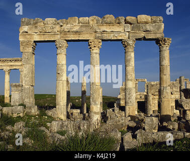 La Syrie. Apamée. Ville de l'antiquité grecque et romaine. Porte du Nord, 2ème ANNONCE de siècle, dans la dernière section du cardo maximus. Banque D'Images