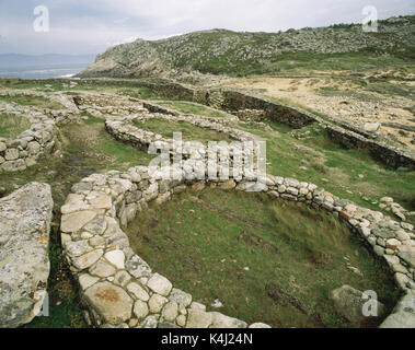 L'Espagne. Période celtique. La culture de la Castros. Castro de Barona. Détail de la Murs concentriques qui forment la enceintes fortifiées de forme circulaire. La Galice. Banque D'Images