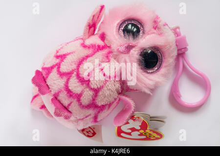 Ty beanie boo's Barn Owl rose PINKY soft clip cuddly toy isolé sur fond blanc Banque D'Images