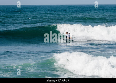 San Clemente, USA. 06 Sep, 2017. Une ronde de surf à la Swatch 2017 Women's Pro à des chevalets, San Onofre State Beach, San Clamente, CA le 06 septembre 2017. Surfer : Bronte Macaulay (AUS). Credit : Benjamin Ginsberg/Alamy Live News Banque D'Images