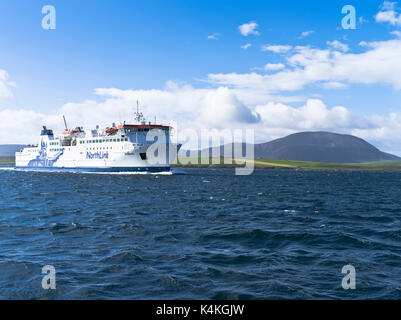 dh MV Hamnavoe NORTHLINK ORKNEY Scottish Serco ferry à Scala Débit arrivant Stromness scotland ro passagers ferries îles bateau île de voile Banque D'Images