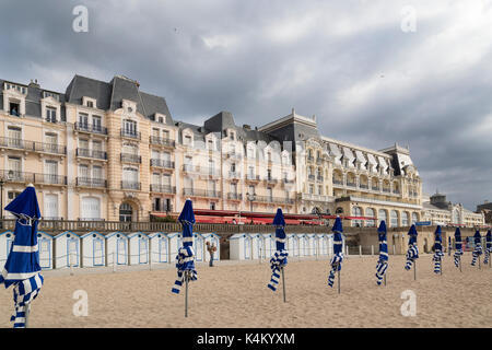 France, Calvados (14), Cabourg, la plage et le Grand Hôtel // France, Calvados, Cabourg, la plage et le Grand Hôtel Banque D'Images