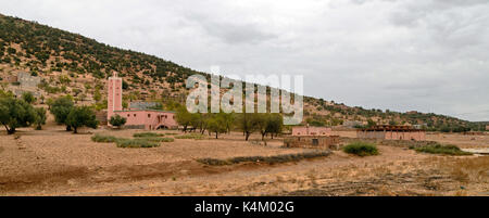 Mosquée du village marocain Banque D'Images