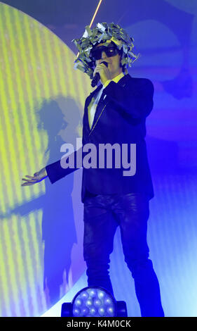 Pet Shop Boys titre Brighton Pride Festival avec leur plein 90 minutes SUPER Tour comprend : Pet Shop Boys Où : Brighton, Royaume-Uni Quand : 05 août 2017 Crédit : Chris Jepson/WENN.com Banque D'Images