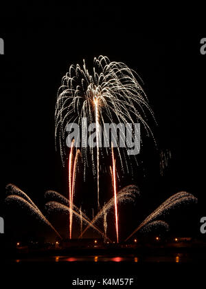 D'artifice à barnstaple rugby club, Devon barnstaple barnstaple. organisée par le Rotary club. Banque D'Images