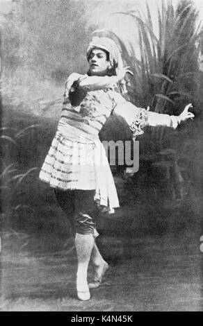 Vaslav Nijinksy - danse au Théâtre Mariinsky, à Saint-Pétersbourg, en Russie. Ballets russes de Serge / Serge Diaghilev . American-russo-polonaise la danseuse et chorégraphe : 17 décembre 1889 - 8 avril 1950. Banque D'Images