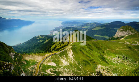 Vue depuis le rocher de naye, suisse, vers le lac Léman. Banque D'Images