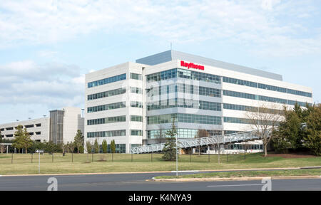 Sterling, va, USA - 27 mars 2017 : immeuble de bureaux Raytheon en Virginie sterling. Raytheon est un entrepreneur de défense américain. Banque D'Images