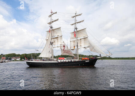 Warnemuende / Allemagne - 12 août 2017 : sailing ship mercedes à un événement public dans le Hanse Sail Rostock, Allemagne. Banque D'Images