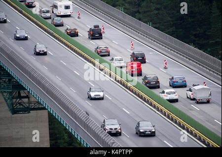 190 mètres de haut et A13 Europabrücke Brenner Autobahn en Schonberg im Stubaital, Tyrol, Autriche, était le plus haut pont d'Europe. 1 Septembre 2017 © W Banque D'Images