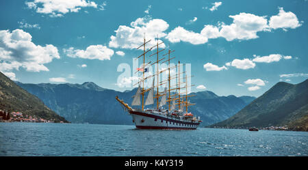 Star Clippers voilier à Boca Baie de Kotor Perast dans à propos de juin 2010 Banque D'Images