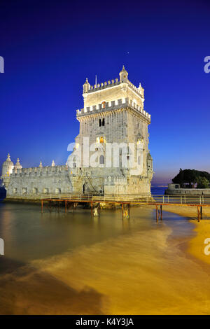 Torre de Belém (Tour de Belém), site classé au patrimoine mondial de l'UNESCO, construit au XVIe siècle, Lisbonne, Portugal Banque D'Images