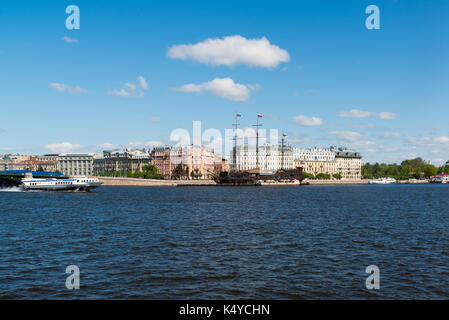 St. Petersburg, Russie - 03 juin. vue de remblai de mitninskaya Banque D'Images