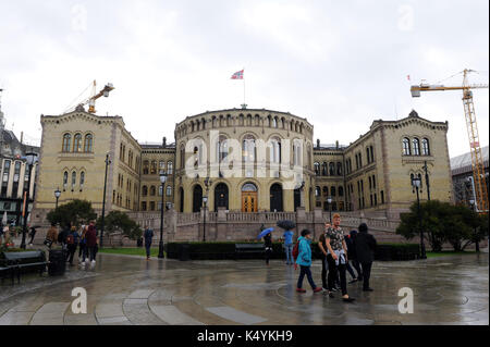 Une vue de storting, le parlement norvégien à Oslo, Norvège, le 29 août 2017. tête norvégiens aux urnes pour élire un nouveau gouvernement le 11 septembre 2017. photo : Sigrid harms/dpa Banque D'Images