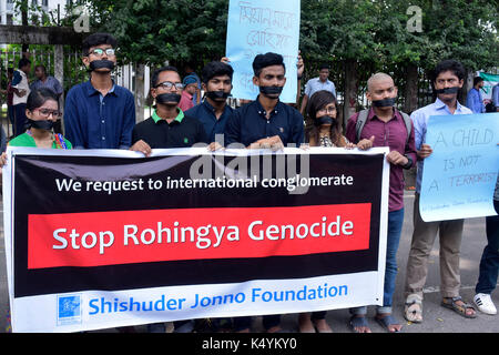 Dhaka, Bangladesh. 07Th sep 2017. Dhaka, Bangladesh - septembre 07, 2017 : manifestation devant les gens du Bangladesh dhaka's National press club le jeudi pour protester contre le traitement des musulmans Rohingya au Myanmar. crédit : sk Hasan Ali/Alamy live news Banque D'Images