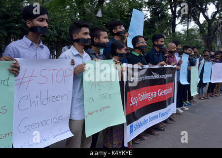 Dhaka, Bangladesh. 07Th sep 2017. Dhaka, Bangladesh - septembre 07, 2017 : manifestation devant les gens du Bangladesh dhaka's National press club le jeudi pour protester contre le traitement des musulmans Rohingya au Myanmar. crédit : sk Hasan Ali/Alamy live news Banque D'Images