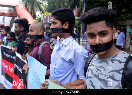 Dhaka, Bangladesh. 07Th sep 2017. Dhaka, Bangladesh - septembre 07, 2017 : manifestation devant les gens du Bangladesh dhaka's National press club le jeudi pour protester contre le traitement des musulmans Rohingya au Myanmar. crédit : sk Hasan Ali/Alamy live news Banque D'Images