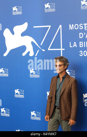 Lido di Venezia, Italie. 07Th nov, 2017. L'Europe, Italie, Lido di Venezia, 07 septembre 2017 : le réalisateur italien Silvio Soldini au photocall du film 'il colore nascosto delle cose', au 74e festival international du film de Venise photo credit : ottavia da re/sintesi/Alamy live news Banque D'Images