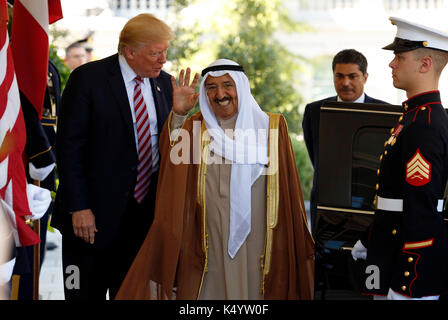 Washington DC, États-Unis. 7 septembre 2017. Le président américain Donald J. Trump accueille Amir Sabah al-Ahmed al-Jaber al-Sabah du Koweït à l'aile ouest de la Maison Blanche à Washington, DC le 7 septembre 2017. Crédit: Martin H. Simon/CNP /MediaPunch crédit: MediaPunch Inc/Alay Live News Banque D'Images