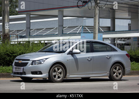 Chiang Mai, Thaïlande - 22 août 2017 : voiture, Chevrolet Cruze. sur la route no1001, à 8 km de la ville de Chiangmai. Banque D'Images