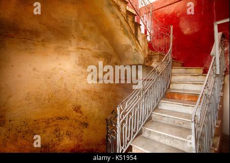 Escalier ancien à Cuba Banque D'Images