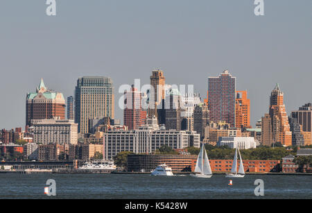 Vue sur Brooklyn Heights du Liberty State Park Banque D'Images