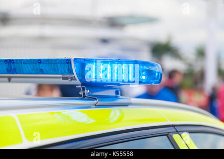 Blue Light Bar sur un véhicule de la police suédoise Banque D'Images