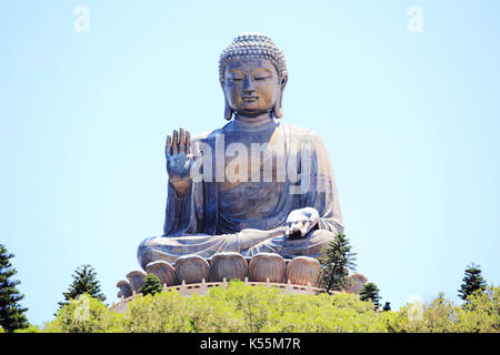 Tian Tan Buddha dans l'île de Lantau Banque D'Images