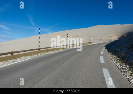 Panneau pour le Sommet en haut du Mont Ventoux Banque D'Images