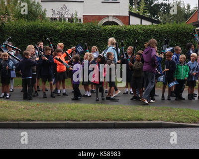 Westerfield, Suffolk, UK. 8 septembre, 2017. tour of Britain stage 6 passe par playford suffolk. crédit : Angela Chalmers/Alamy live news Banque D'Images