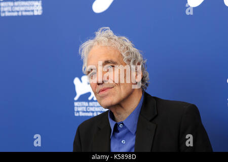 Lido di Venezia, Italie. 05Th sep 2017. L'Europe, Italie, Lido di Venezia, 08, septembre 2017 : le directeur d'Abel Ferrara au photocall du film ' piazza Vittorio - La place Vittorio ' film hors compétition au 74e festival international du film de Venise photo credit : ottavia da re/sintesi/Alamy live news Banque D'Images