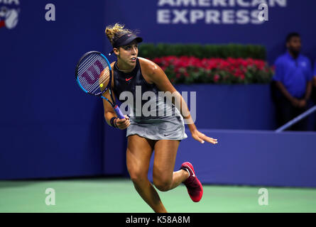 New York, États-Unis. 07Th Nov, 2017. US Open de Tennis : New York, 7 septembre, 2017 - Madison clefs de la United States lors de sa demi-finale victoire sur l'Américaine Coco Vandeweghe fellow à l'US Open à Flushing Meadows, New York. Crédit : Adam Stoltman/Alamy Live News Banque D'Images