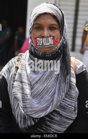 Dhaka, Bangladesh. 05Th Sep 2017. Peuples autochtones du Bangladesh de protestation contre la violence sur la population Rohingya du Myanmar en face de National Press Club à Dhaka, Bangladesh. Le 08 septembre, 2017 Crédit : Mamunur Rashid/Alamy Live News Banque D'Images