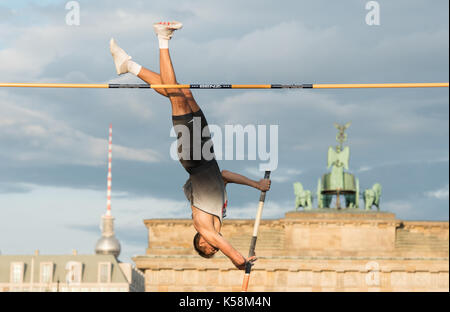 Berlin, Allemagne. 2Nd sep 2017. allemand karsten dilla en action au cours de la 'les mouches' berlin international dlv compétition d'athlétisme à Berlin, Allemagne, 2 septembre 2017. photo : annegret hilse/dpa/Alamy live news Banque D'Images