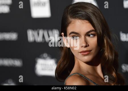 Kaia gerber aux arrivées pour HARPER'S BAZAAR : icônes portfolio fête de lancement, l'hôtel Plaza, New York, NY Le 8 septembre 2017. Photo par : Steven ferdman/everett collection Banque D'Images