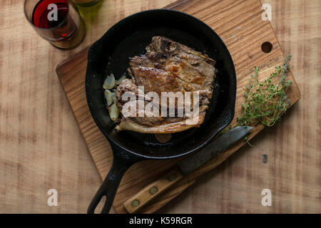 Hacher l'épaule de porc Banque D'Images