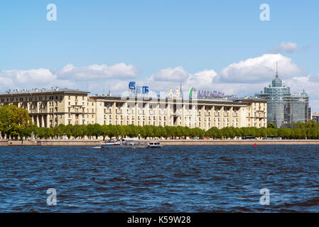 St. Petersburg, Russie - 04 juin. 2017. Chambre des marins militaires sur petrovskaya embankment Banque D'Images