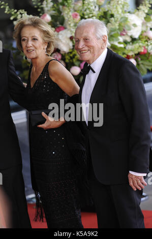 ****Photos fichier** le père de la reine maxima, Jorge zorreguieta, est mort à l'fundaleu clinique à Buenos Aires à l'âge de 89 ans. reine maxima, qui sont venus à l'Argentine, a été à la clinique** jorge zorreguieta et maria zorreguieta durant la partie pour le 40e anniversaire de la reine des maxima dans le Concertgebouw avec : Jorge zorreguieta, Maria zorreguieta où : Amsterdam, Pays-Bas Quand : 27 mai 2011 Credit : Mischa schoemaker/wenn.com Banque D'Images