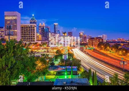 Atlanta, Georgia, USA Centre-ville cityscape at night. Banque D'Images